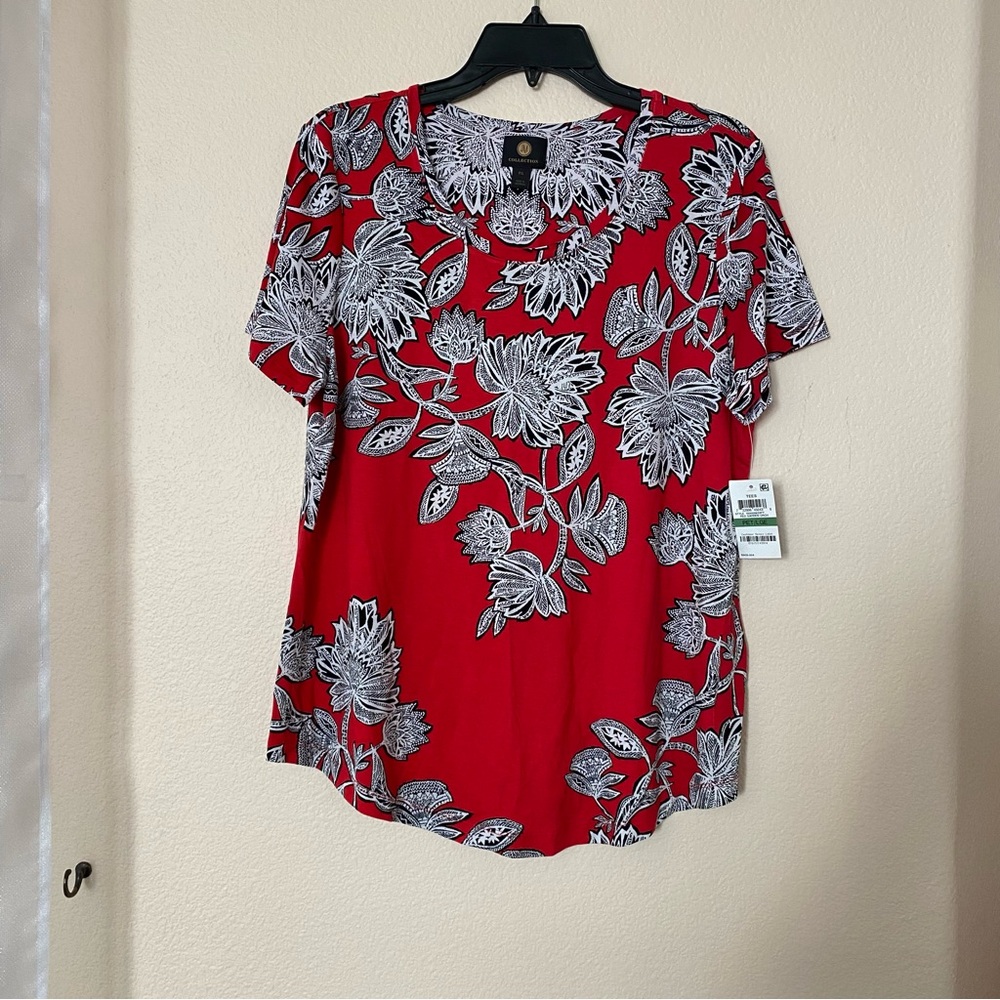 NWT JM Collection Women's Print T-Shirt, Red Garden